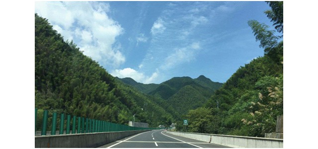 城市交通拥堵怎么办？智能公路提供解决新方案！